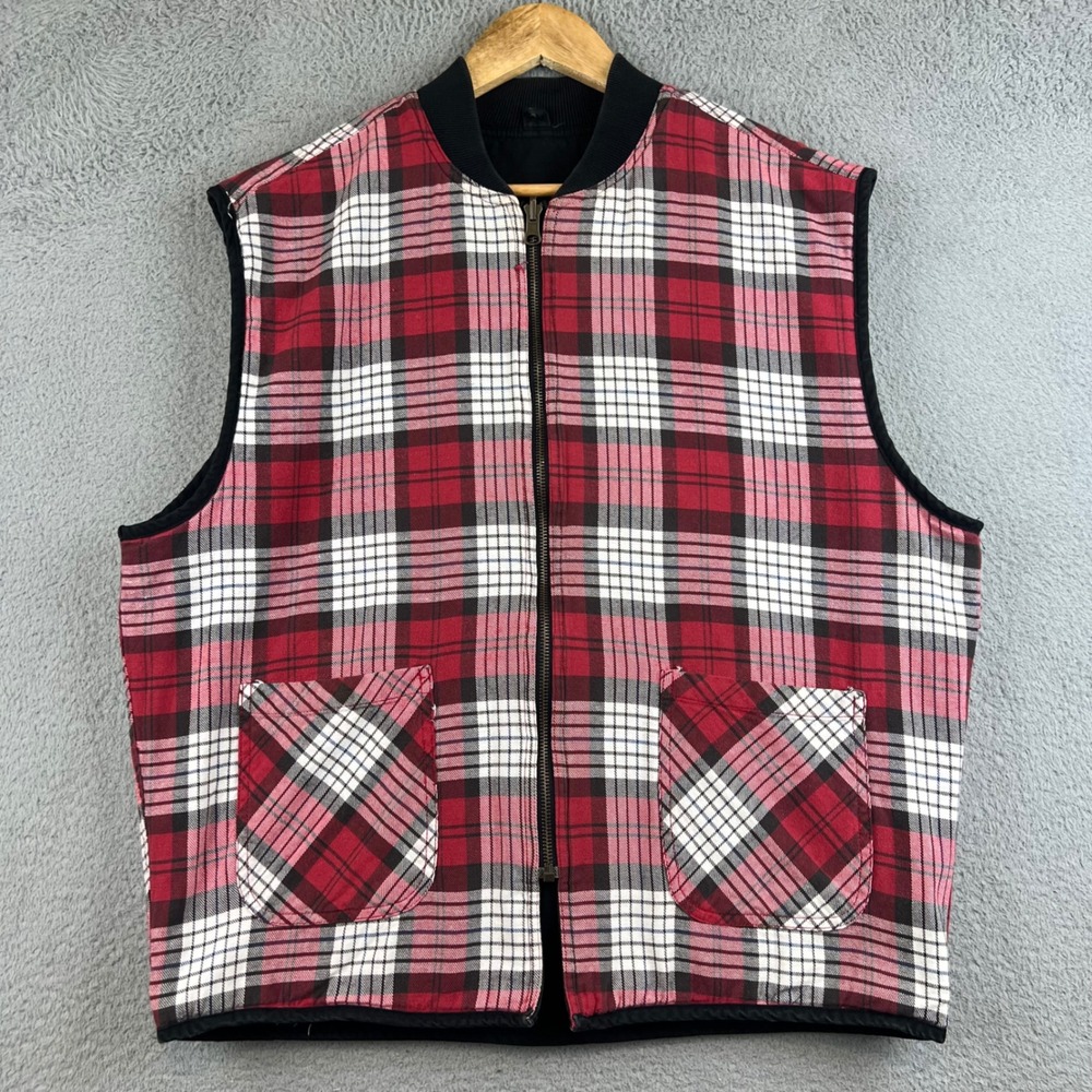 Vintage Marlboro Country Store Reversible Vest Mens L Black Quilted Red Plaid